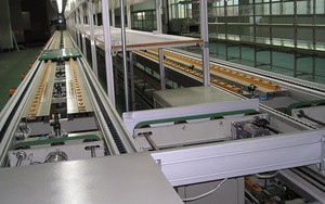 電焊機(jī)平面循環(huán)，上下返板組裝線